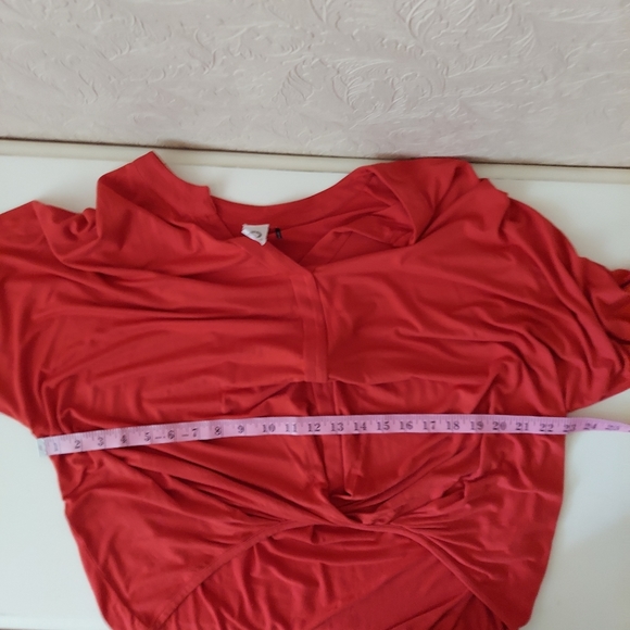 Anthropologie Akemi + Kin Twist Front Top Orange - Picture 7 of 9